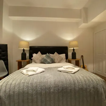 Queen Street Boutique 5* אדינבורו