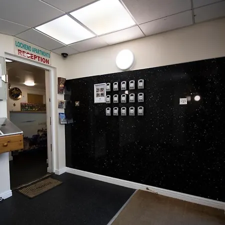 Apartament Lochend Serviced Edynburg