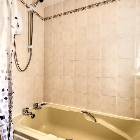 Guestready - Lovely 1 Bedroom Close To Town Center! *