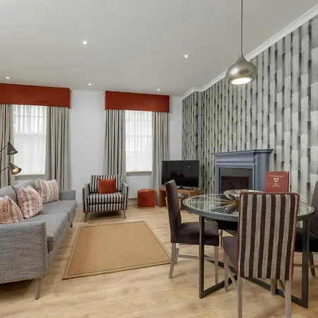 Destiny Scotland - Princes Street * Edynburg