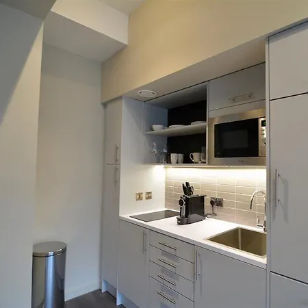 Heeton Concept Queen Street