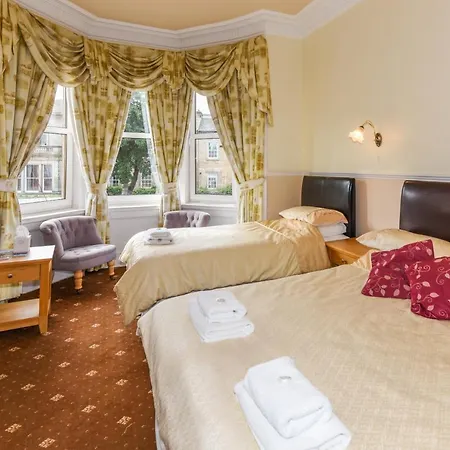 Brae 3* Edinburg