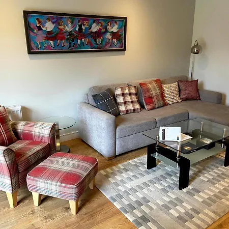 The Lochend Apartment *