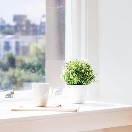 Apartment B83 Grove Street Edinburgh