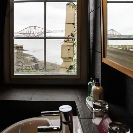 Orocco Pier 호텔 South Queensferry