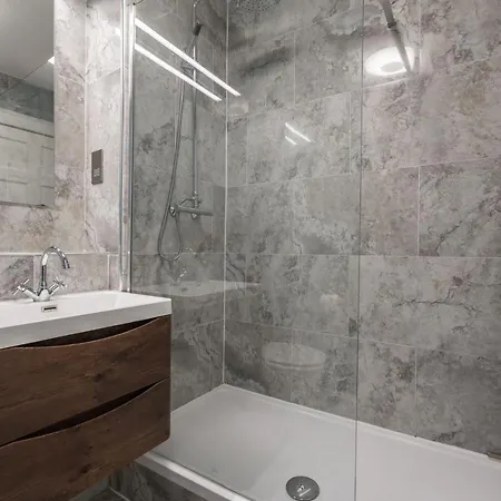 Apartment The St Patrick Square