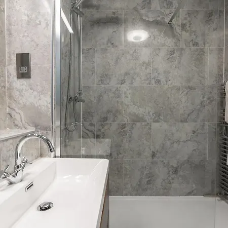 Apartment The St Patrick Square