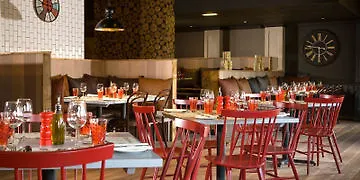 Village 4* Edinburgh