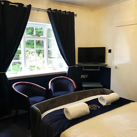 Pensionat West End 4*