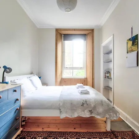 Guestready - Vibrant Leith Flat For 3 People - Cosy Great Location! 公寓