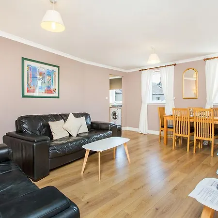 Edinburgh Aparthotel Lägenhetshotell 4*