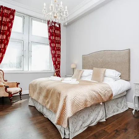 Royal Mile Mansions 14 * אדינבורו