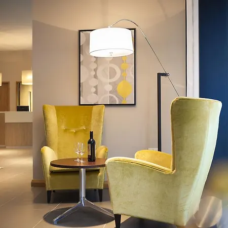 By Marriott Отель 4*