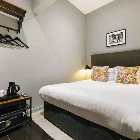 Towerbridge64 3* Edinburgh