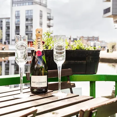 - Houseboats Edimburgo