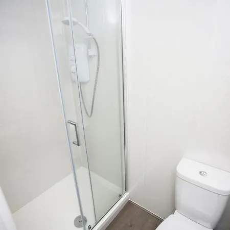 Emmaus 3* Edinburg