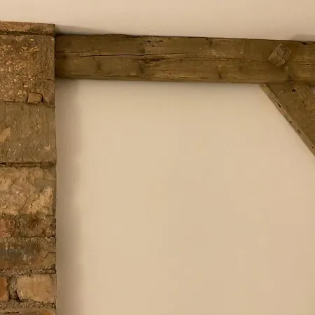 Royal Mile Balconies By The Castle Apartahotel 5*