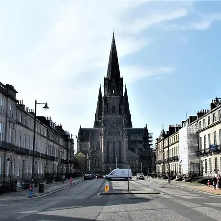 Violet Bank West End. * Edinburgh