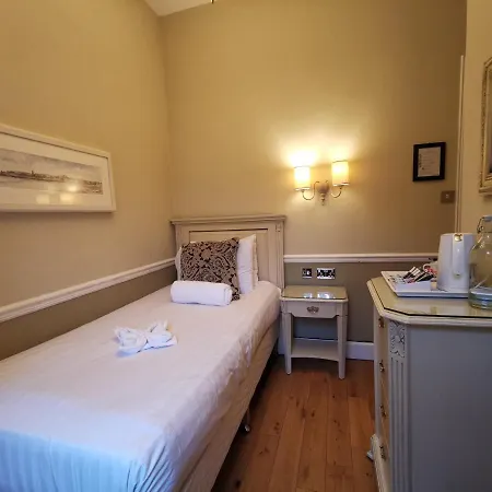 The Haymarket Lairg Pensionat 3*