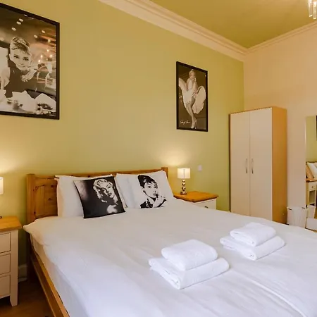 1 Bedroom Overlooking Park Edimburgo