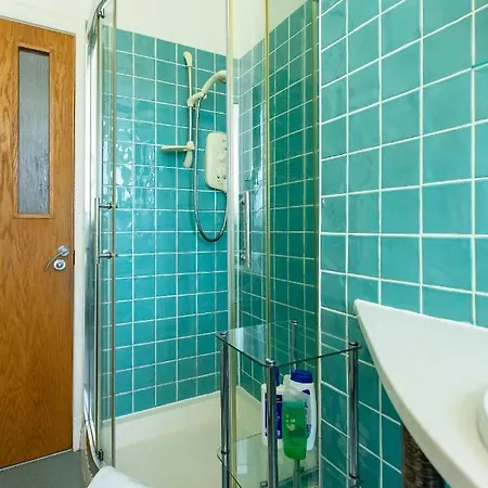 Апартаменты 1 Bedroom Overlooking Park Эдинбург