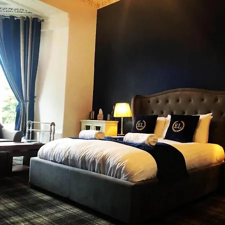 Pensionat West End 4*