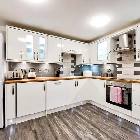 Appartamento Newly Renovated 2-bedroom *