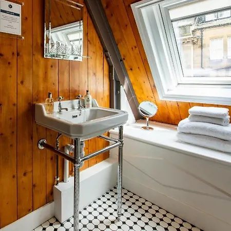 Linton Collection - 28 North Bridge 에든버러