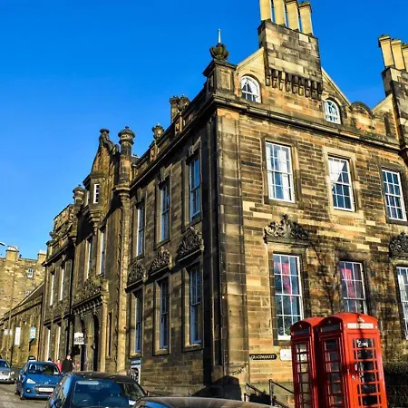 Castle Rock - Adults Only * Edinburgh