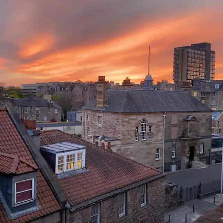 Guestready - Cosy Top-floor In Newington *