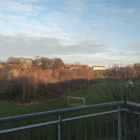 公寓 The Lochend Park View *