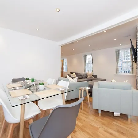 Lägenhet Queensferry Street Lane - Fantastic 2 Bedroom Centre Mews House With Free Secure Parking!
