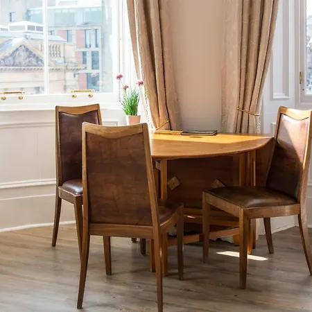 Apartment St Giles Royal Mile Edinburgh