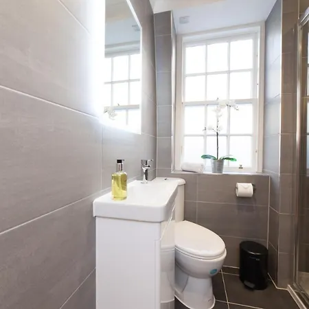 Queensferry Street Lane - Fantastic 2 Bedroom Centre Mews House With Free Secure Parking! Apartamento *