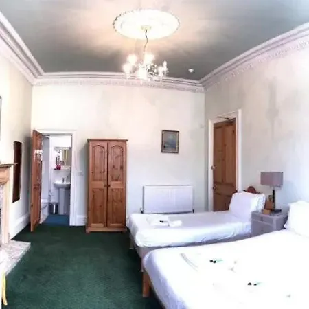 Cruachan Guest house Edinburgh