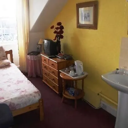 Hotel Cherrytree 3*