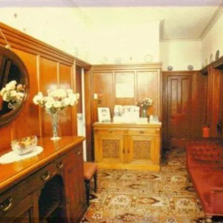 Murrayfield Park 3* Edinburgh