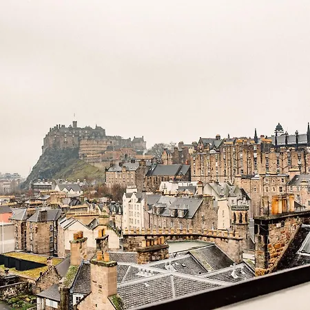 No.1 - George Iv Bridge