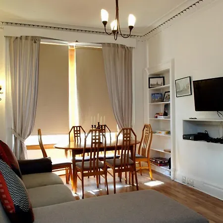 Pitt Street Apartment Beautiful Spacious Apartment Free Parking And Free Sanitizer Apartment *