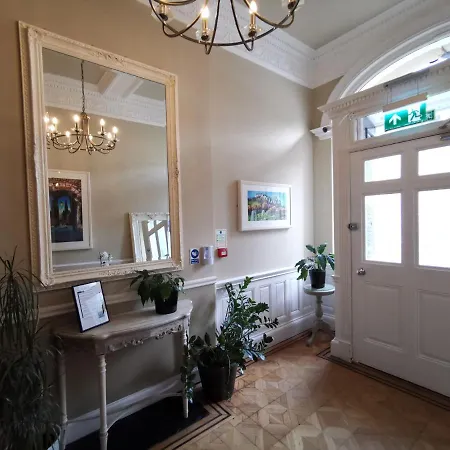 The Haymarket Lairg Pensionat 3*