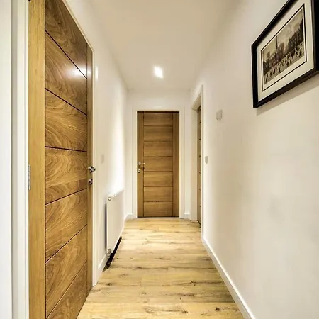 Guestready - Stylish 2 Bed With Easy Access To The Centre *