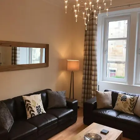Historic 20 Minutes Walk To Princes St Daire Edinburgh