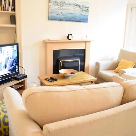 Apartmán Lovely Sunny 2 Bed Coast
