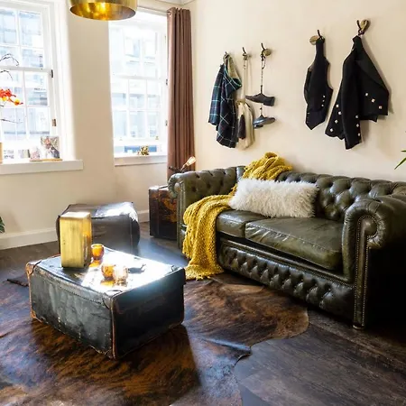 Grassmarket Old Town Boutique Apartment * Edinburgh