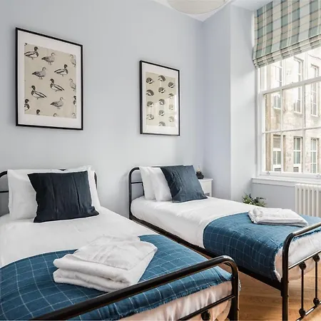 Luxury Royal Mile Retreat Edinburg