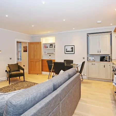 Joivy Modern And Airy Flat On The Historic Royal Mile