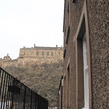 Lägenhet In With Great View On Castle