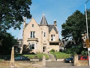 Cumberland Hotel 3*