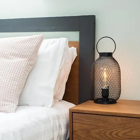 Apartment Centre, Newly Refurbished Stylish *