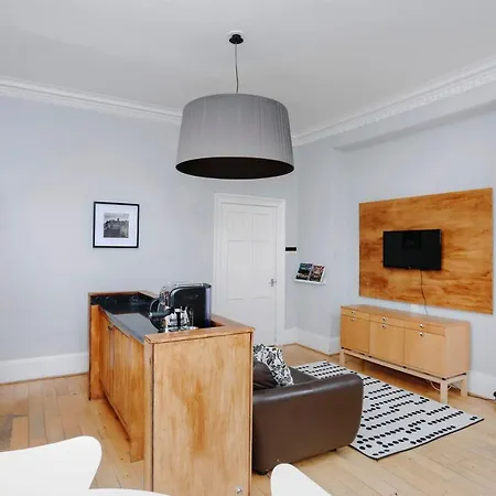 公寓 Joivy Lovely Flat In The Heart Of *